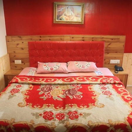 Hotel Sawan Residency Маналі Екстер'єр фото
