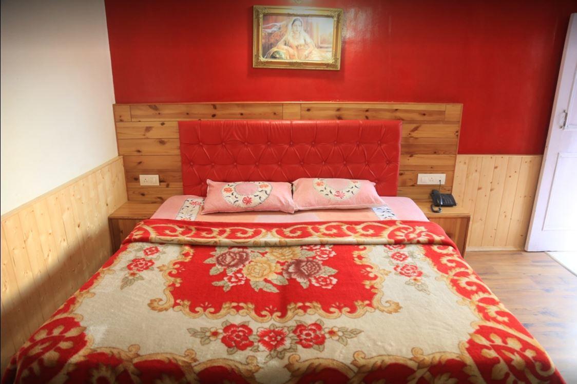 Hotel Sawan Residency Маналі Екстер'єр фото